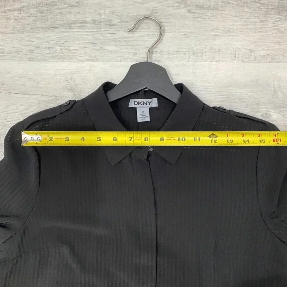 DKNY M Sheer Checkered Flowy Black Blouse with Collar Androgynous Sporty